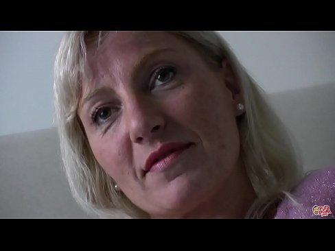 ❤️ Die Mutter, die wir alle gefickt haben ... Lady, benehmen Sie sich! ☑ Porn video bei de.thebestfetishsites.ru